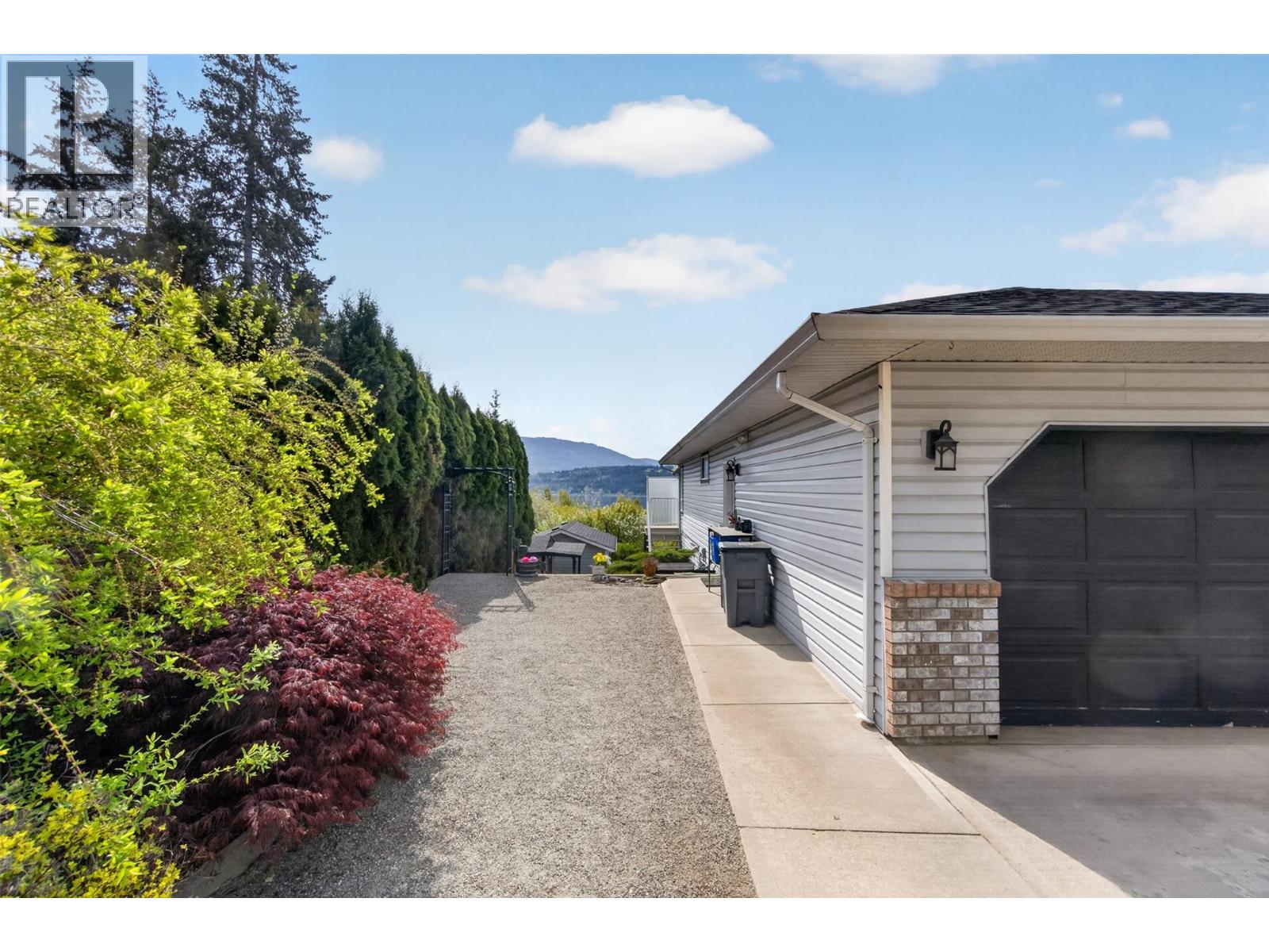 3714 Bastionview Road, Tappen, British Columbia  V0E 2X1 - Photo 98 - 10386068