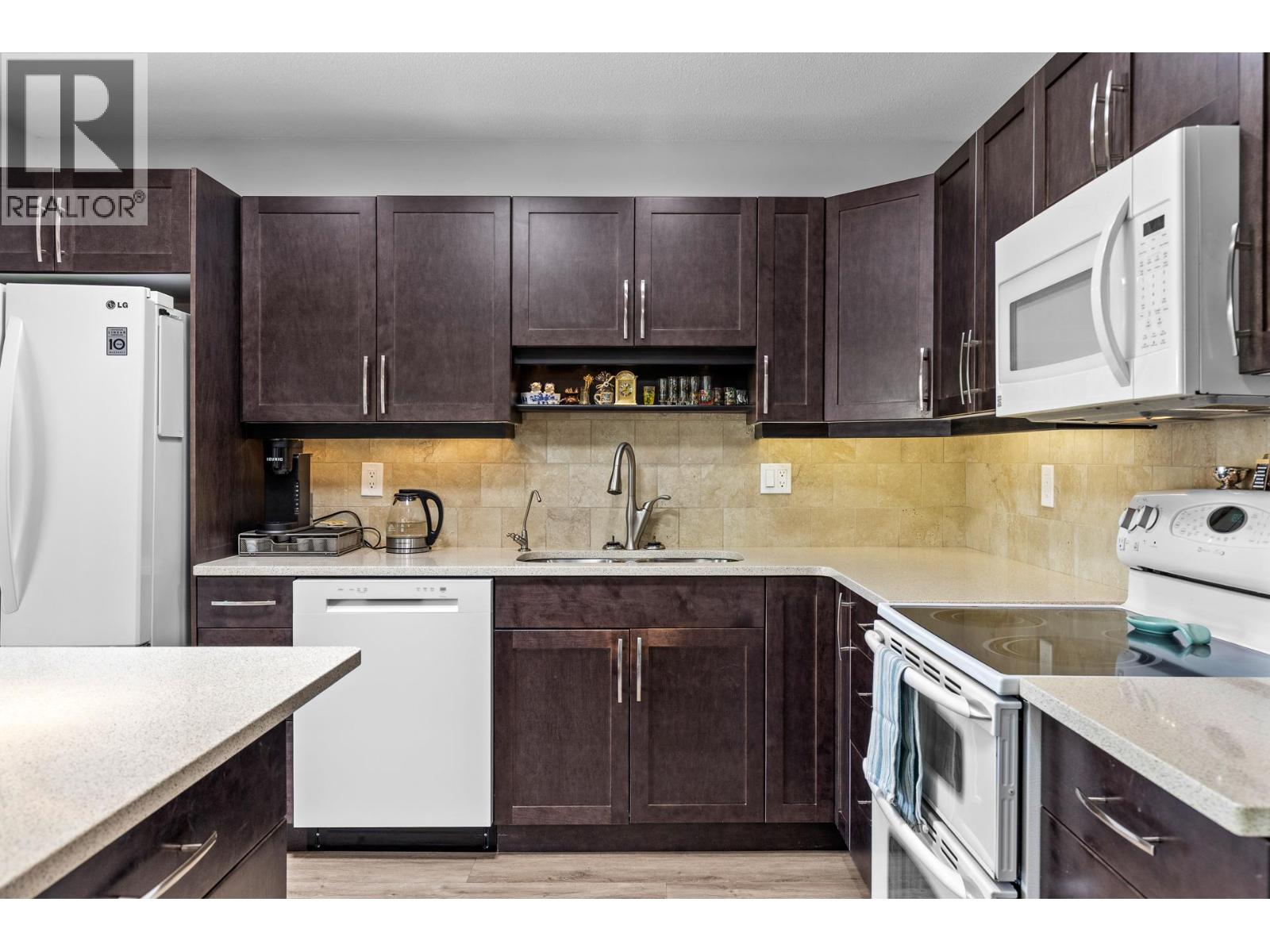 1530 Kelglen Crescent Unit# 19, Kelowna, British Columbia  V1Y 6K7 - Photo 4 - 10385142