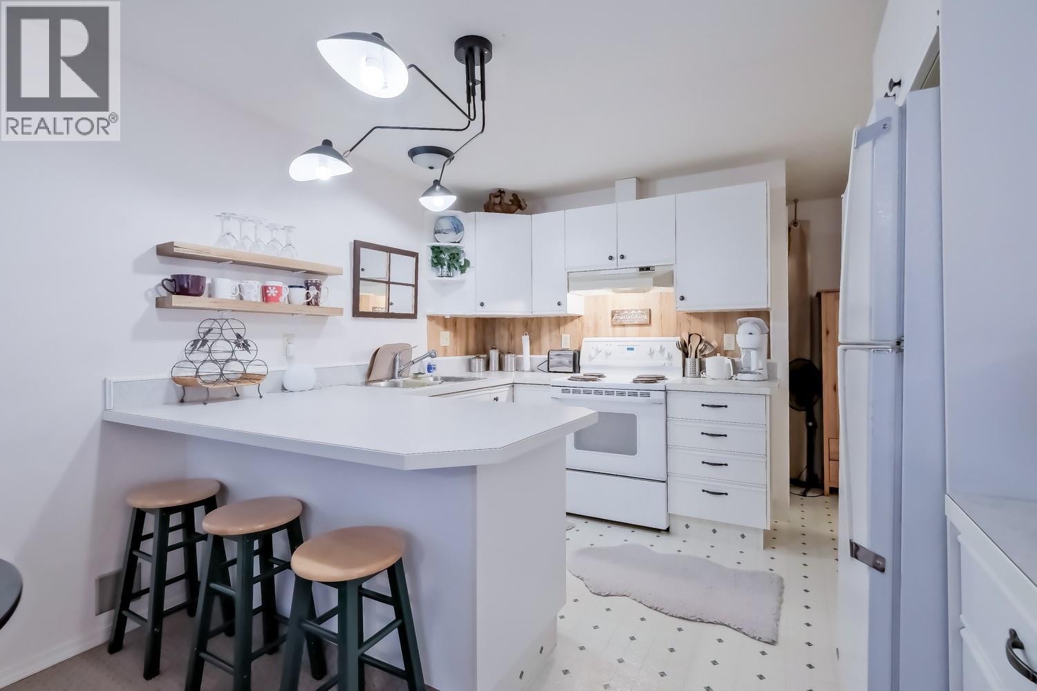137 Whitetail Road Unit# 1, Apex Mountain, British Columbia  V0X 1K0 - Photo 14 - 10386347