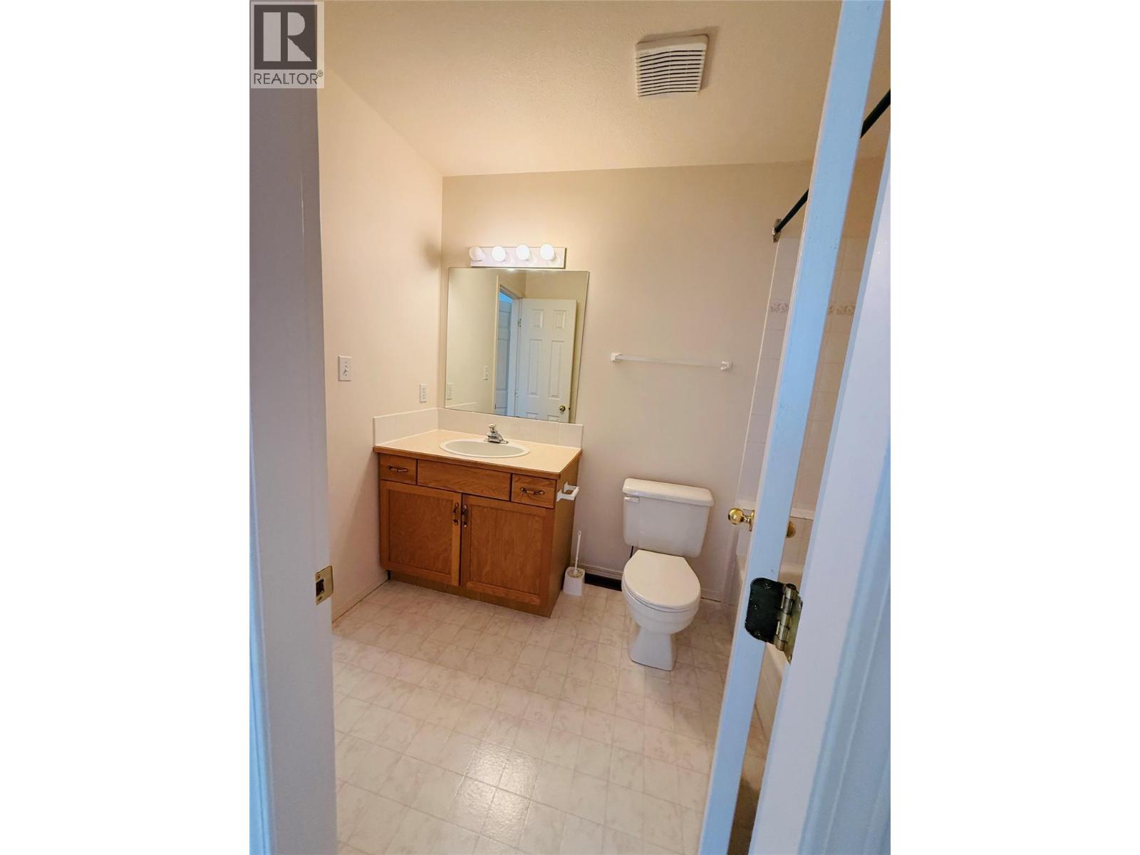 5042 Riverview Road, Fairmont Hot Springs, British Columbia  V0B 1L1 - Photo 24 - 10385734