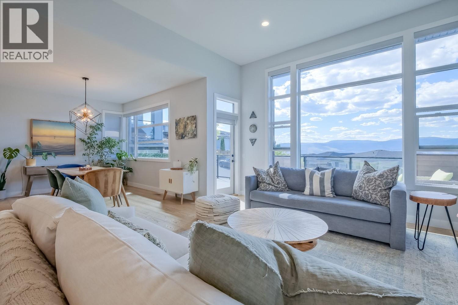 5643 Jasper Way, Kelowna, British Columbia  V1W 5L7 - Photo 11 - 10385626