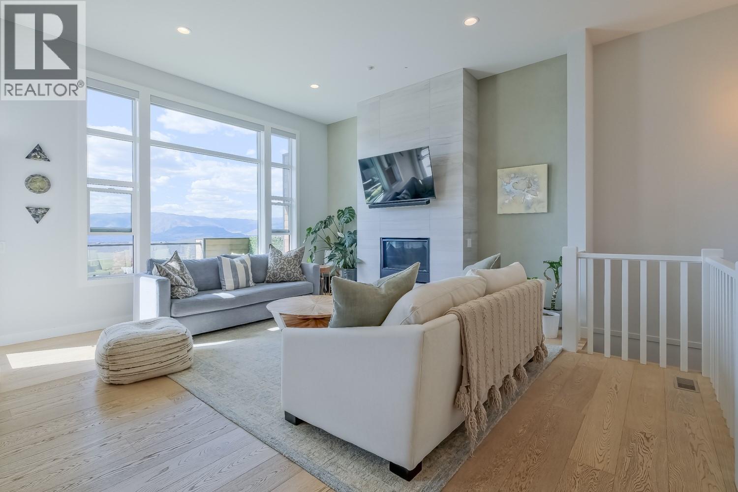 5643 Jasper Way, Kelowna, British Columbia  V1W 5L7 - Photo 12 - 10385626