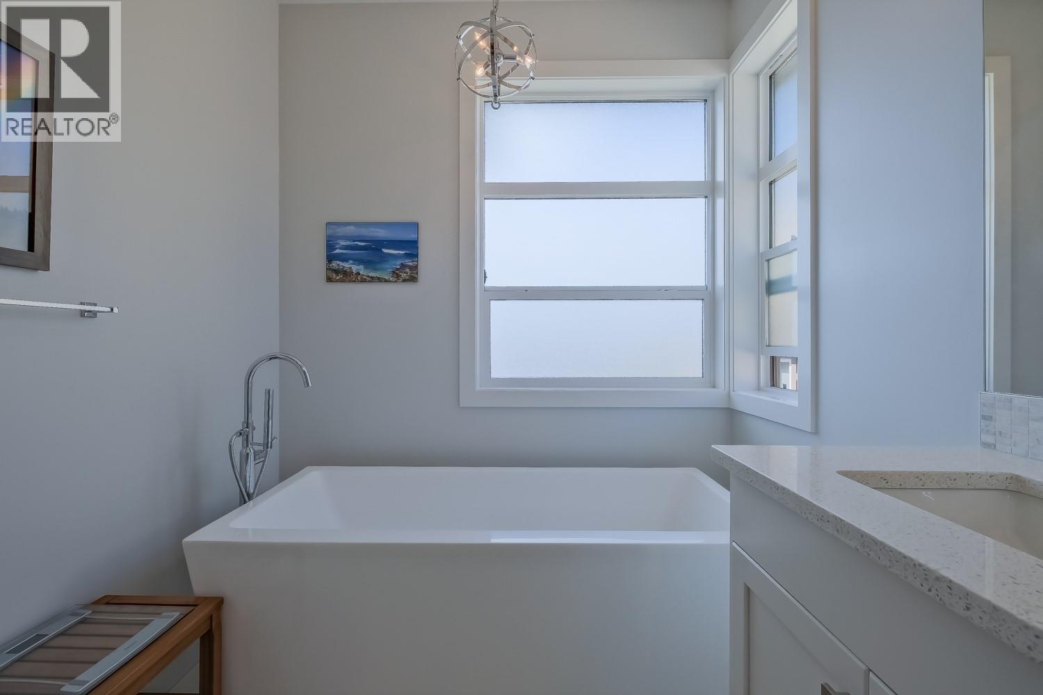 5643 Jasper Way, Kelowna, British Columbia  V1W 5L7 - Photo 24 - 10385626