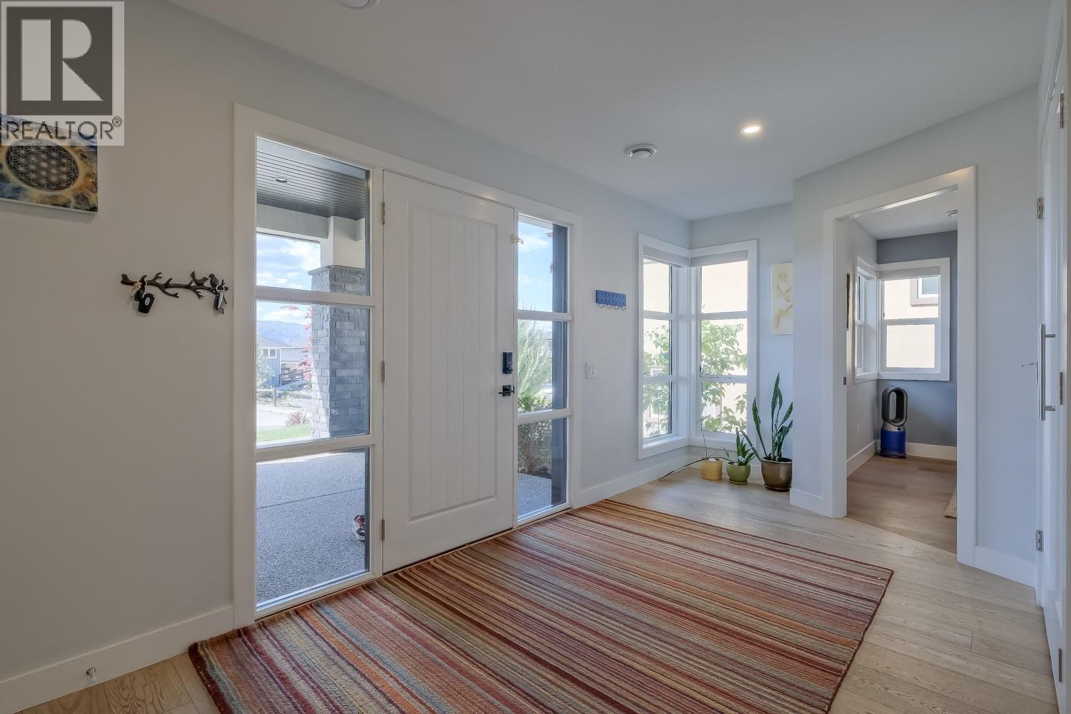 5643 Jasper Way, Kelowna, British Columbia  V1W 5L7 - Photo 31 - 10385626