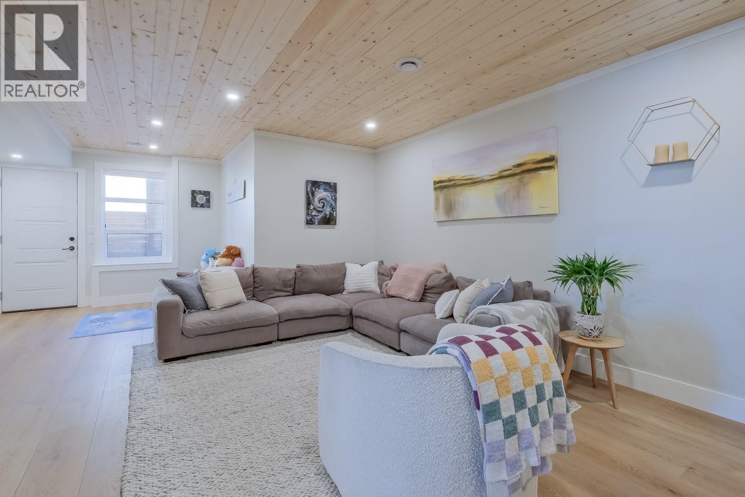 5643 Jasper Way, Kelowna, British Columbia  V1W 5L7 - Photo 35 - 10385626