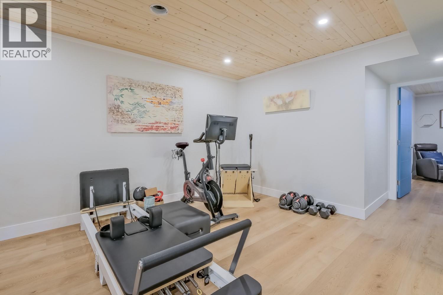 5643 Jasper Way, Kelowna, British Columbia  V1W 5L7 - Photo 36 - 10385626