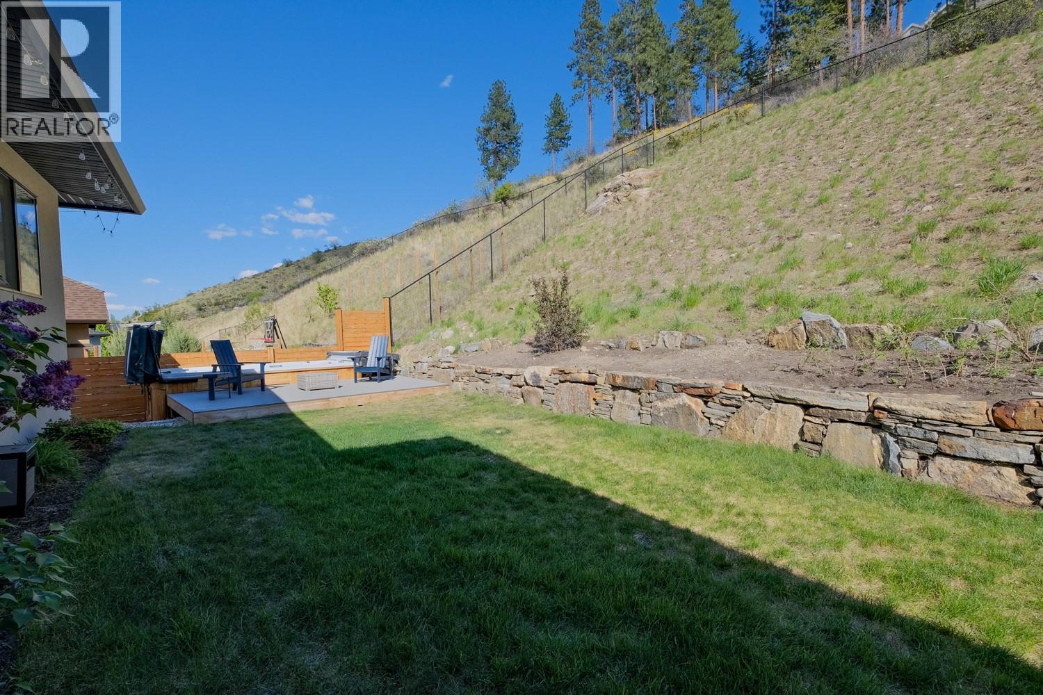 5643 Jasper Way, Kelowna, British Columbia  V1W 5L7 - Photo 42 - 10385626