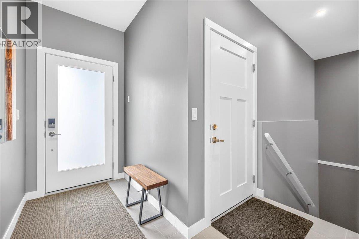 2703 Huckleberry Lane, Kimberley, British Columbia  V1A 3E4 - Photo 6 - 10386321
