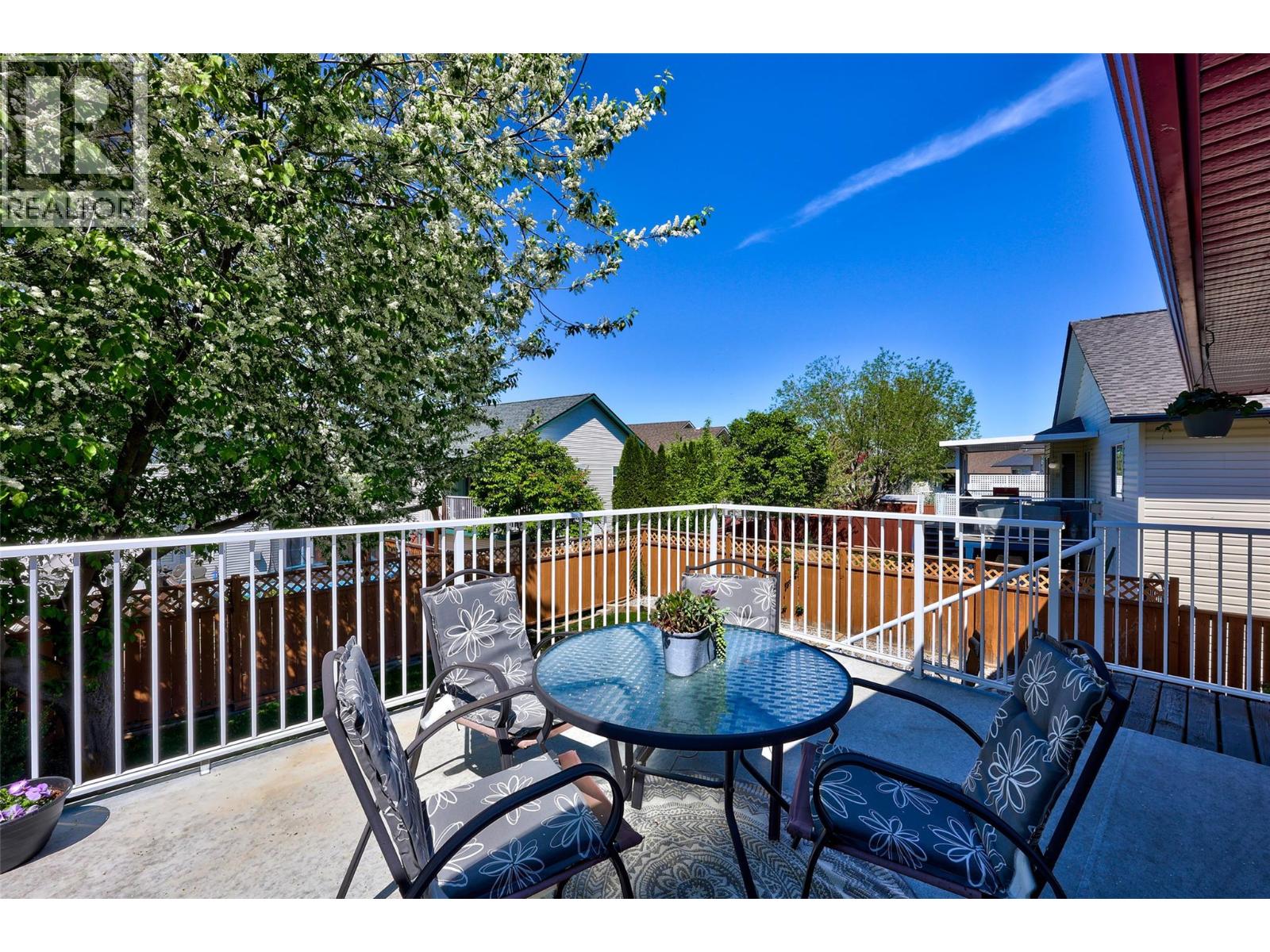 2452 Abbeyglen Way, Kamloops, British Columbia  V1S 1A5 - Photo 14 - 10386362