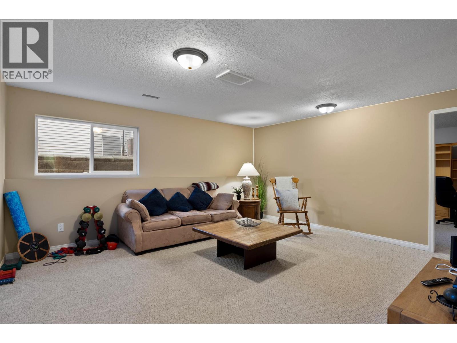 2452 Abbeyglen Way, Kamloops, British Columbia  V1S 1A5 - Photo 19 - 10386362