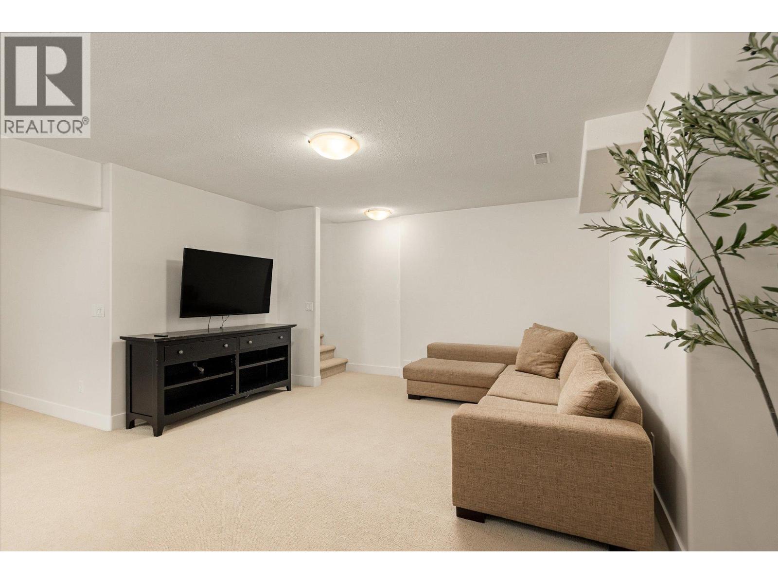 439 Farris Road, Kelowna, British Columbia  V1W 1N1 - Photo 44 - 10385049