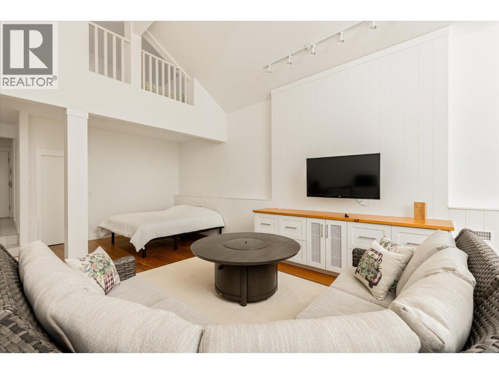 439 Farris Road, Kelowna, British Columbia  V1W 1N1 - Photo 53 - 10385049