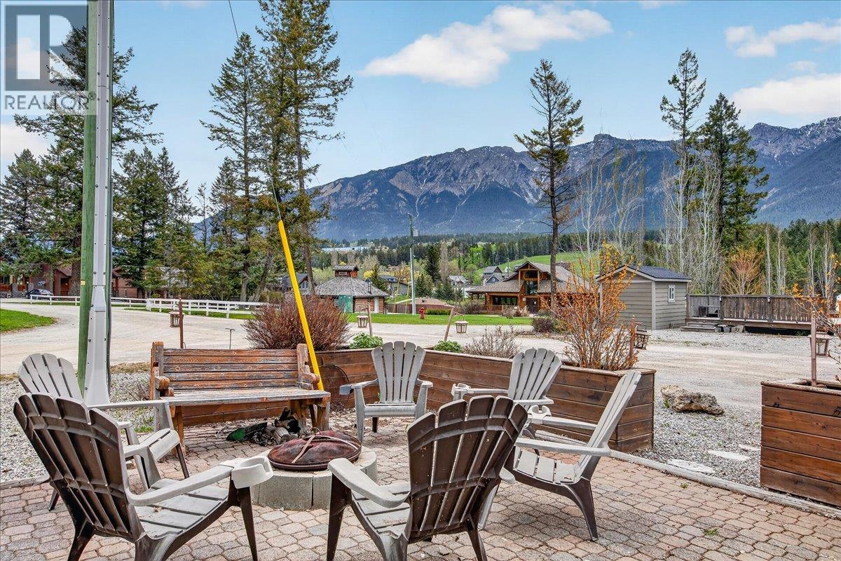 4868 Riverview Drive Lot# 120, Edgewater, British Columbia  V0A 1E0 - Photo 9 - 10385399