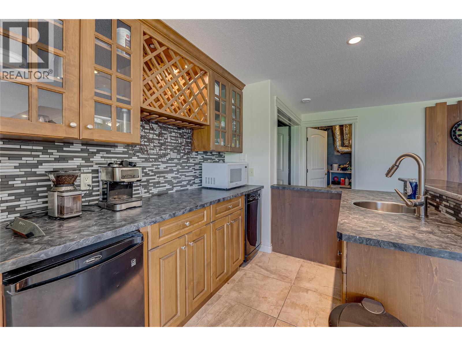 900 33 Avenue, Vernon, British Columbia  V1T 9V7 - Photo 38 - 10385819