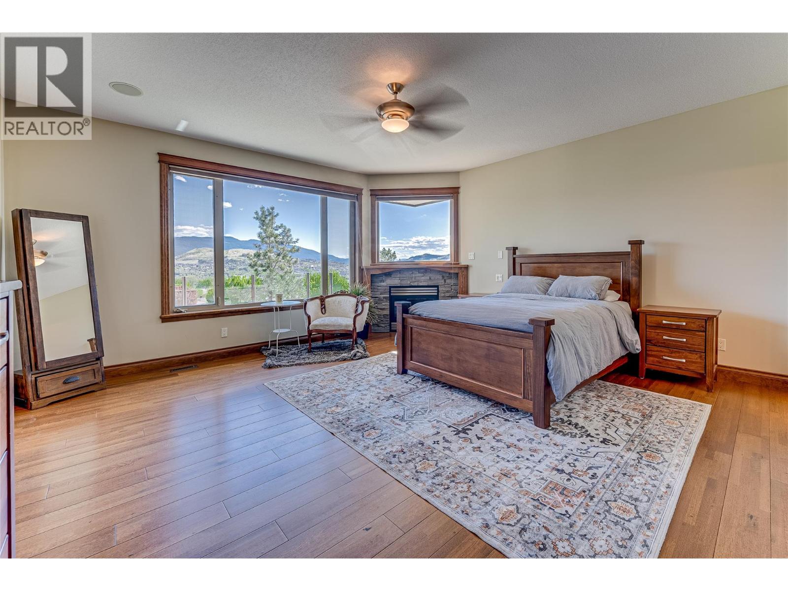 900 33 Avenue, Vernon, British Columbia  V1T 9V7 - Photo 40 - 10385819