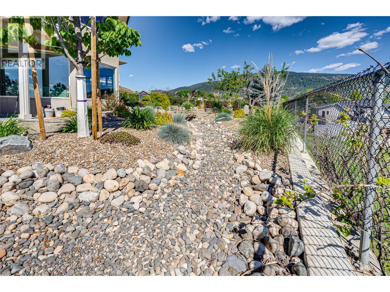 900 33 Avenue, Vernon, British Columbia  V1T 9V7 - Photo 66 - 10385819