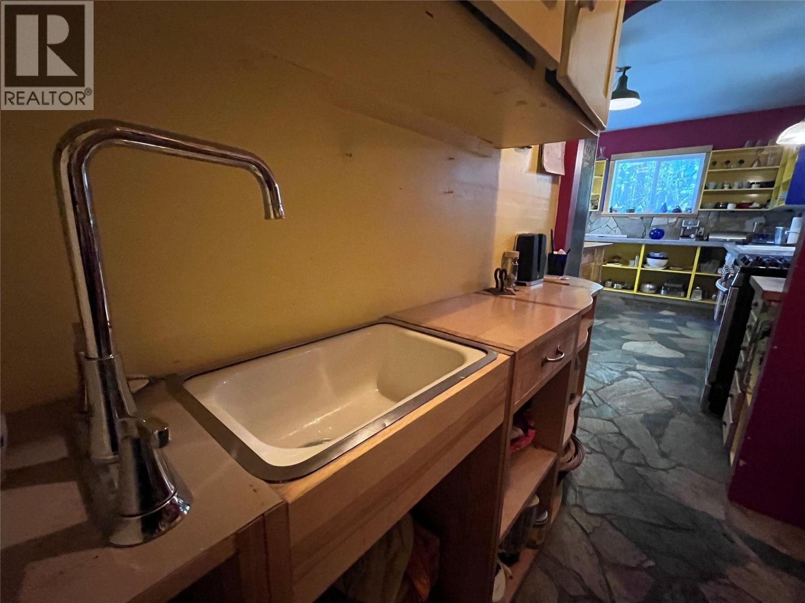 1285 Black Bear Drive, Rossland, British Columbia  V0G 1Y0 - Photo 25 - 10382939