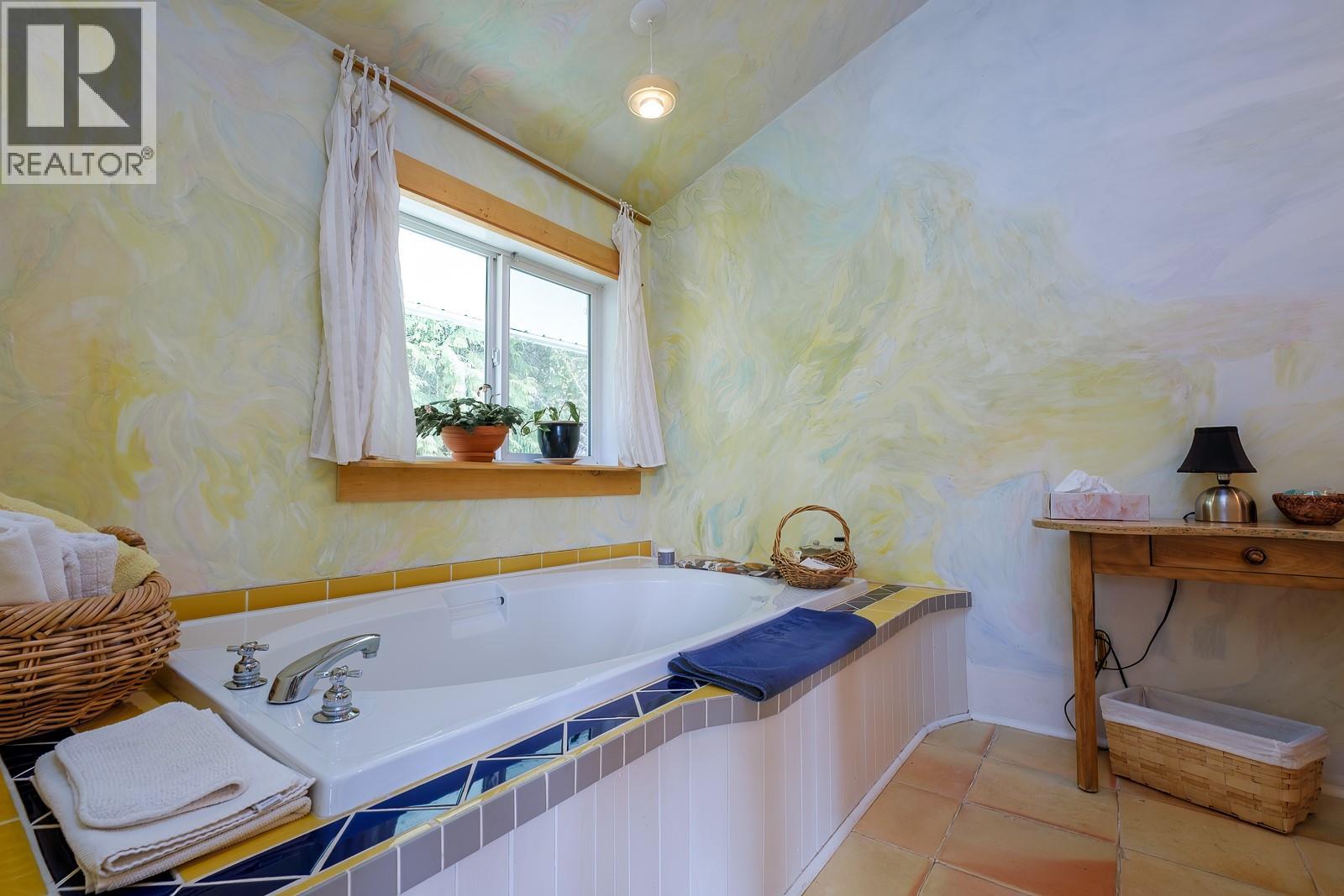 1285 Black Bear Drive, Rossland, British Columbia  V0G 1Y0 - Photo 35 - 10382939