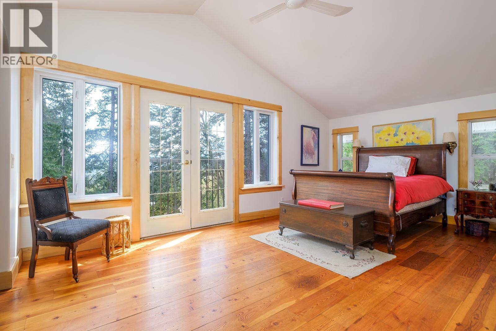 1285 Black Bear Drive, Rossland, British Columbia  V0G 1Y0 - Photo 5 - 10382939