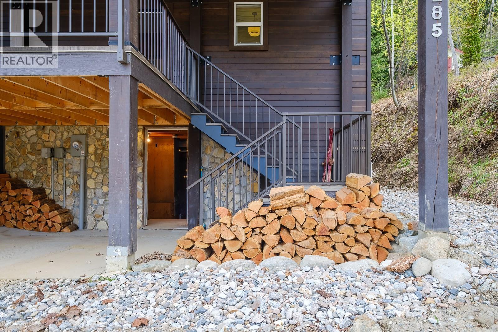 1285 Black Bear Drive, Rossland, British Columbia  V0G 1Y0 - Photo 54 - 10382939