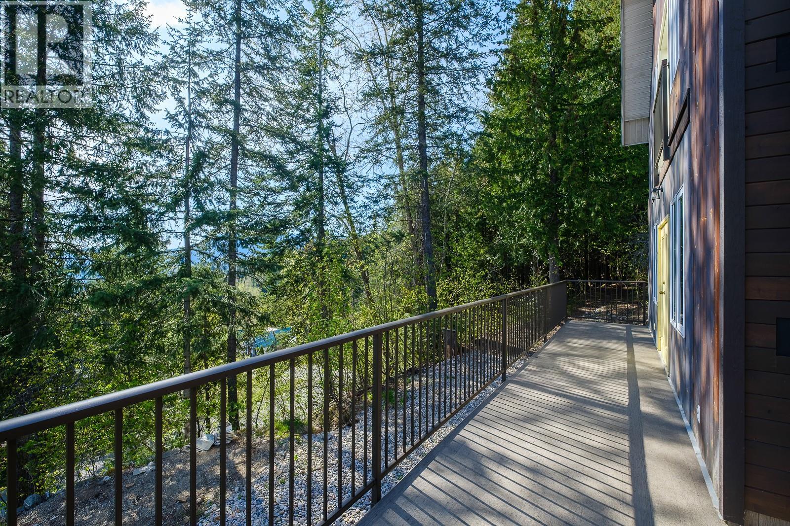 1285 Black Bear Drive, Rossland, British Columbia  V0G 1Y0 - Photo 66 - 10382939
