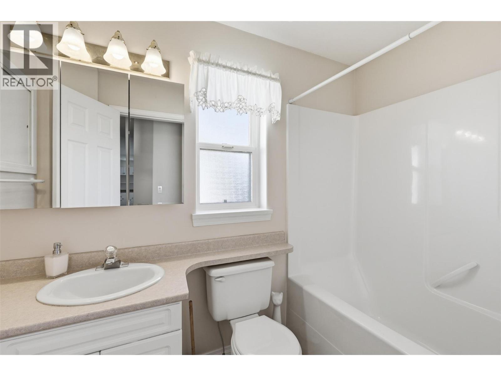723 Singh Street Unit# 5, Kamloops, British Columbia  V2C 5C5 - Photo 25 - 10386391