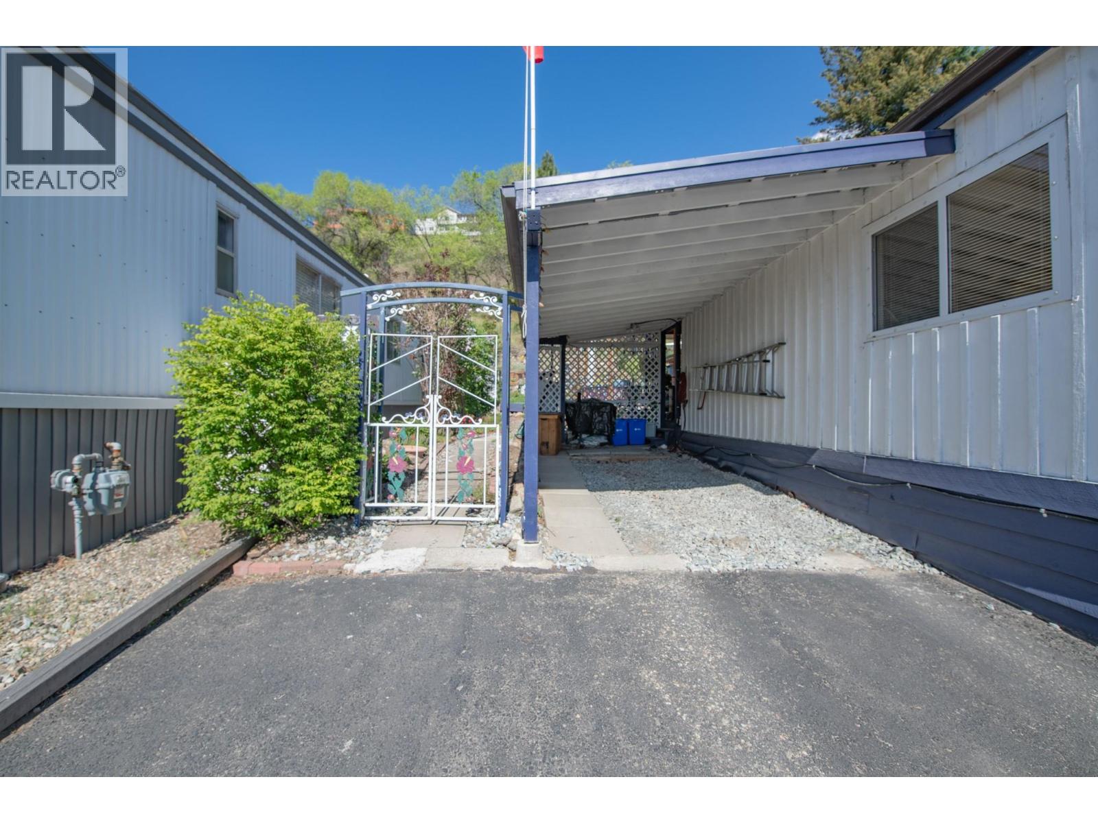 15401 Kalamalka Road Unit# 321, Vernon, British Columbia  V1B 1Z3 - Photo 3 - 10386363