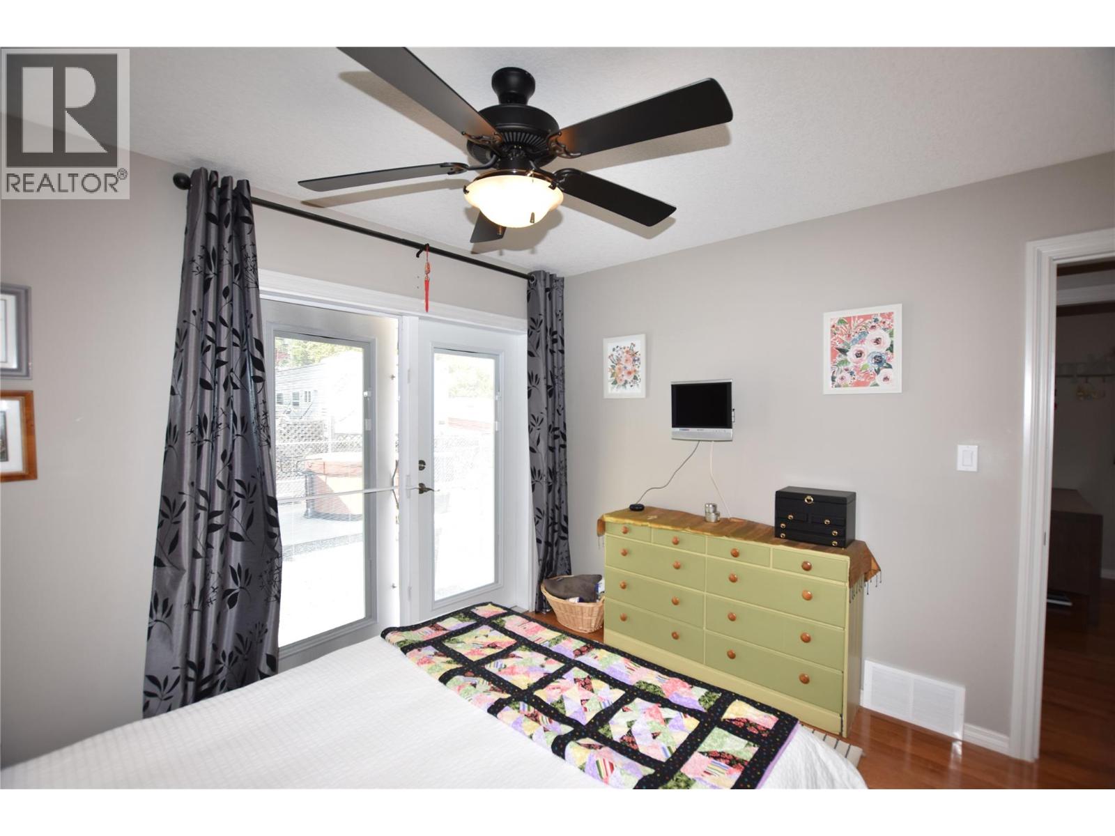 39 Lakeshore Drive, Vernon, British Columbia  V1H 2A1 - Photo 19 - 10386341