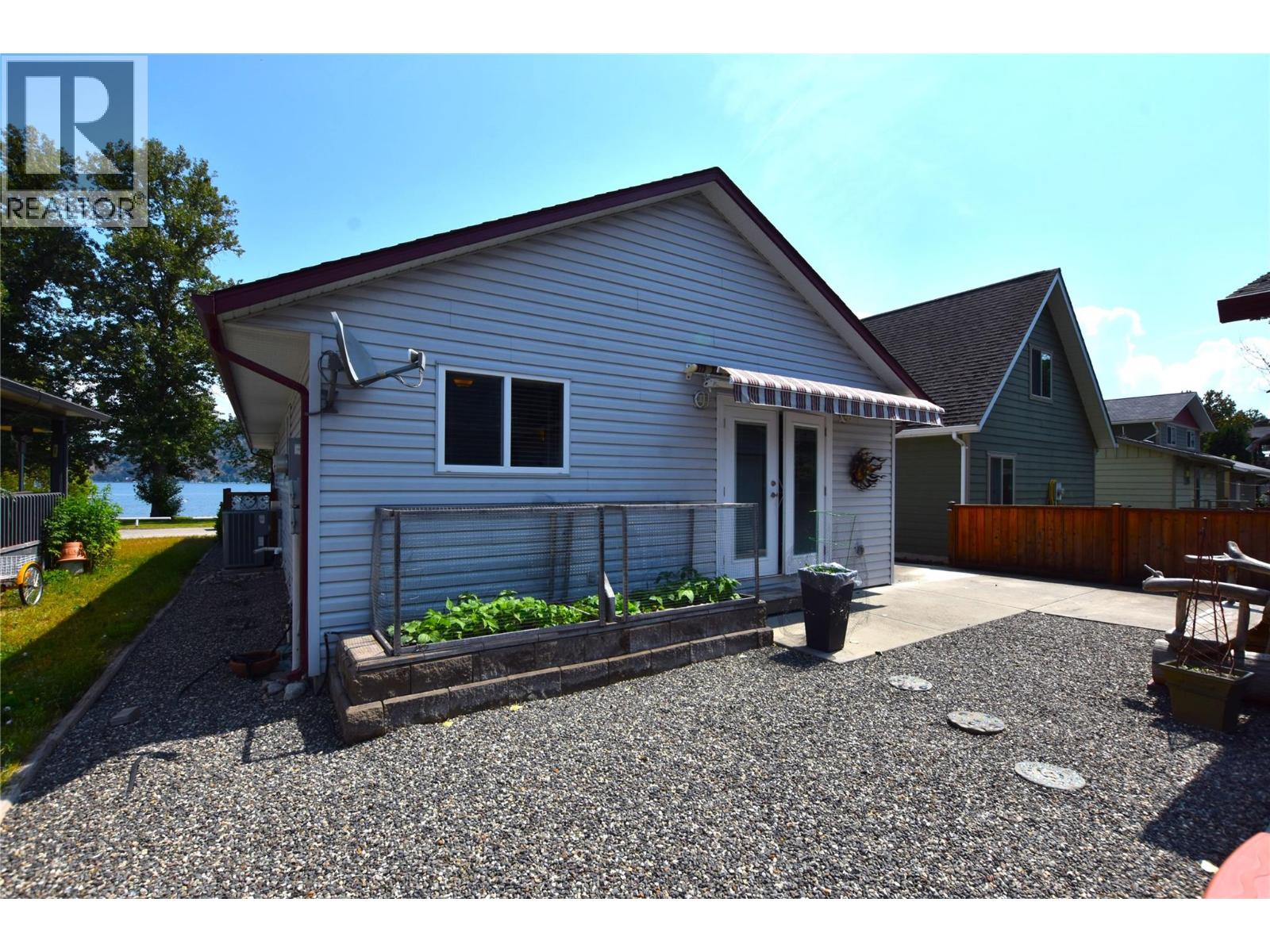 39 Lakeshore Drive, Vernon, British Columbia  V1H 2A1 - Photo 38 - 10386341