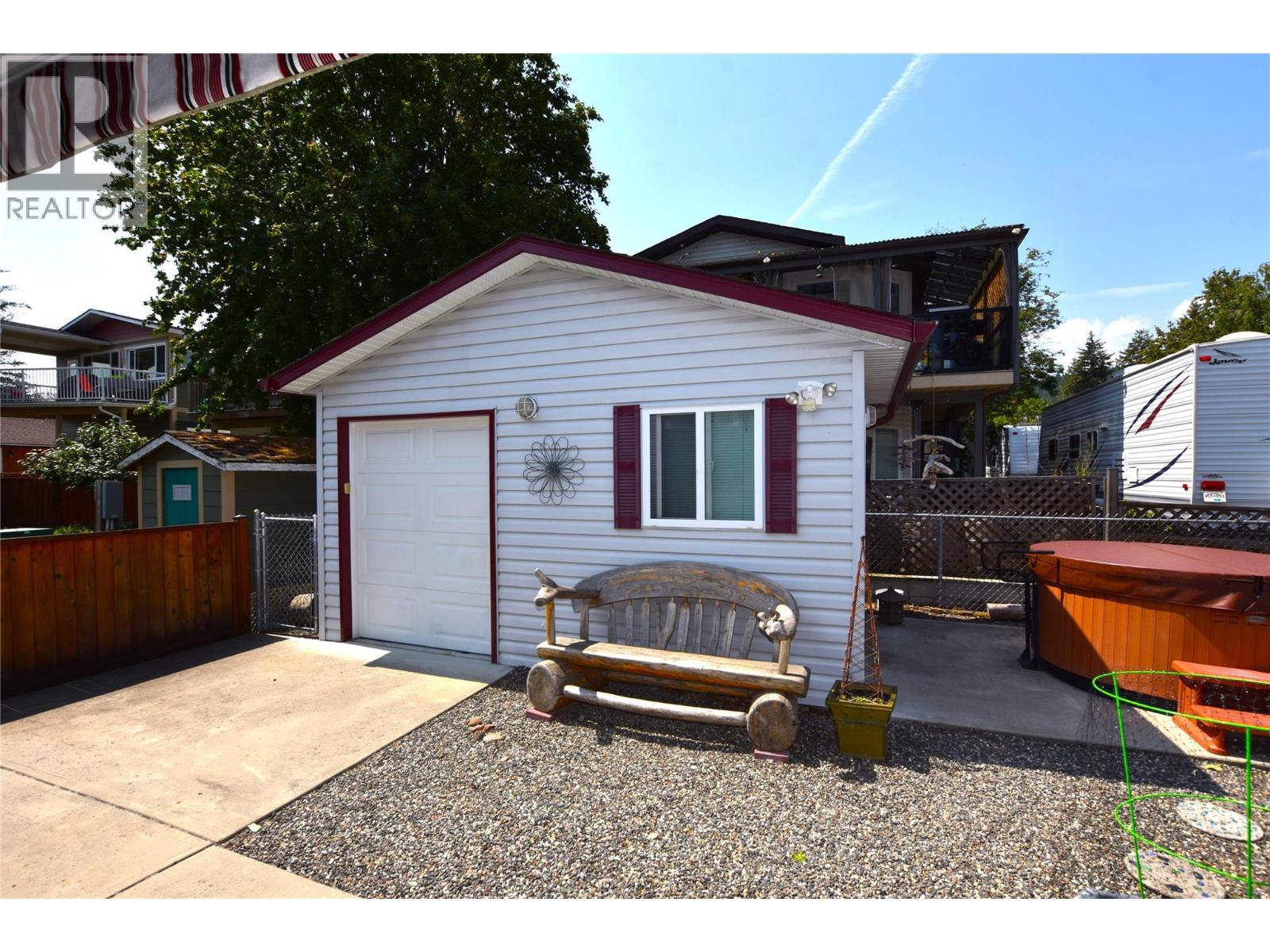 39 Lakeshore Drive, Vernon, British Columbia  V1H 2A1 - Photo 40 - 10386341
