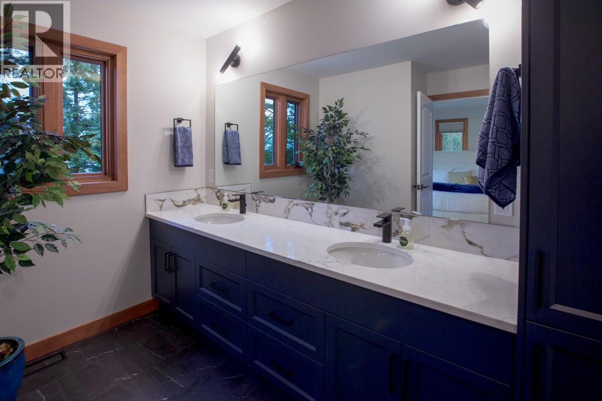 12035 3a Highway, Boswell, British Columbia  V0B 1A3 - Photo 20 - 10385987