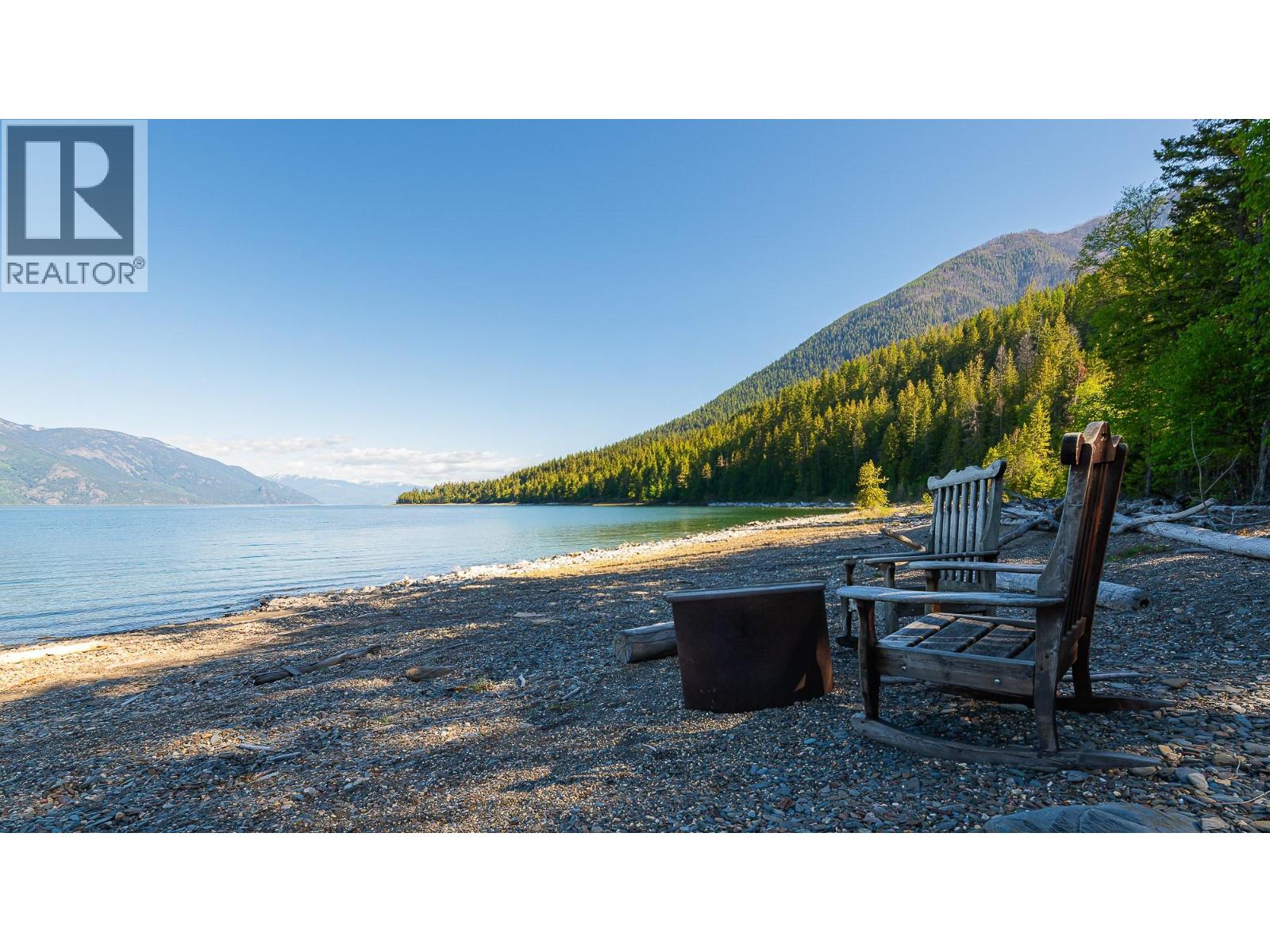 12035 3a Highway, Boswell, British Columbia  V0B 1A3 - Photo 3 - 10385987