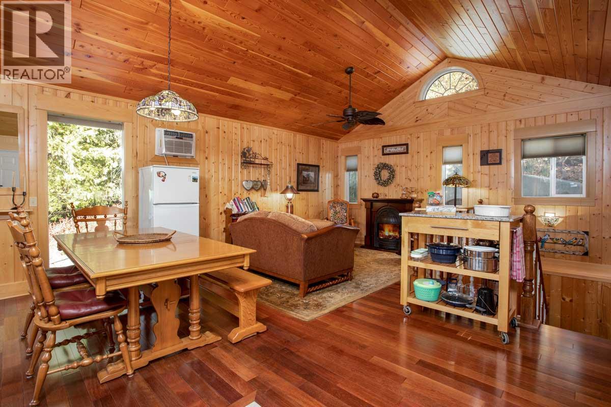 12035 3a Highway, Boswell, British Columbia  V0B 1A3 - Photo 40 - 10385987