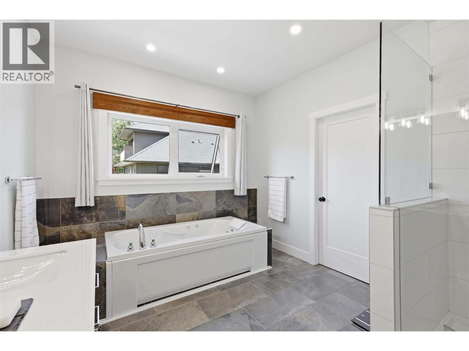213 Rue Cheval Noir, Kamloops, British Columbia  V1S 0B3 - Photo 26 - 10386398