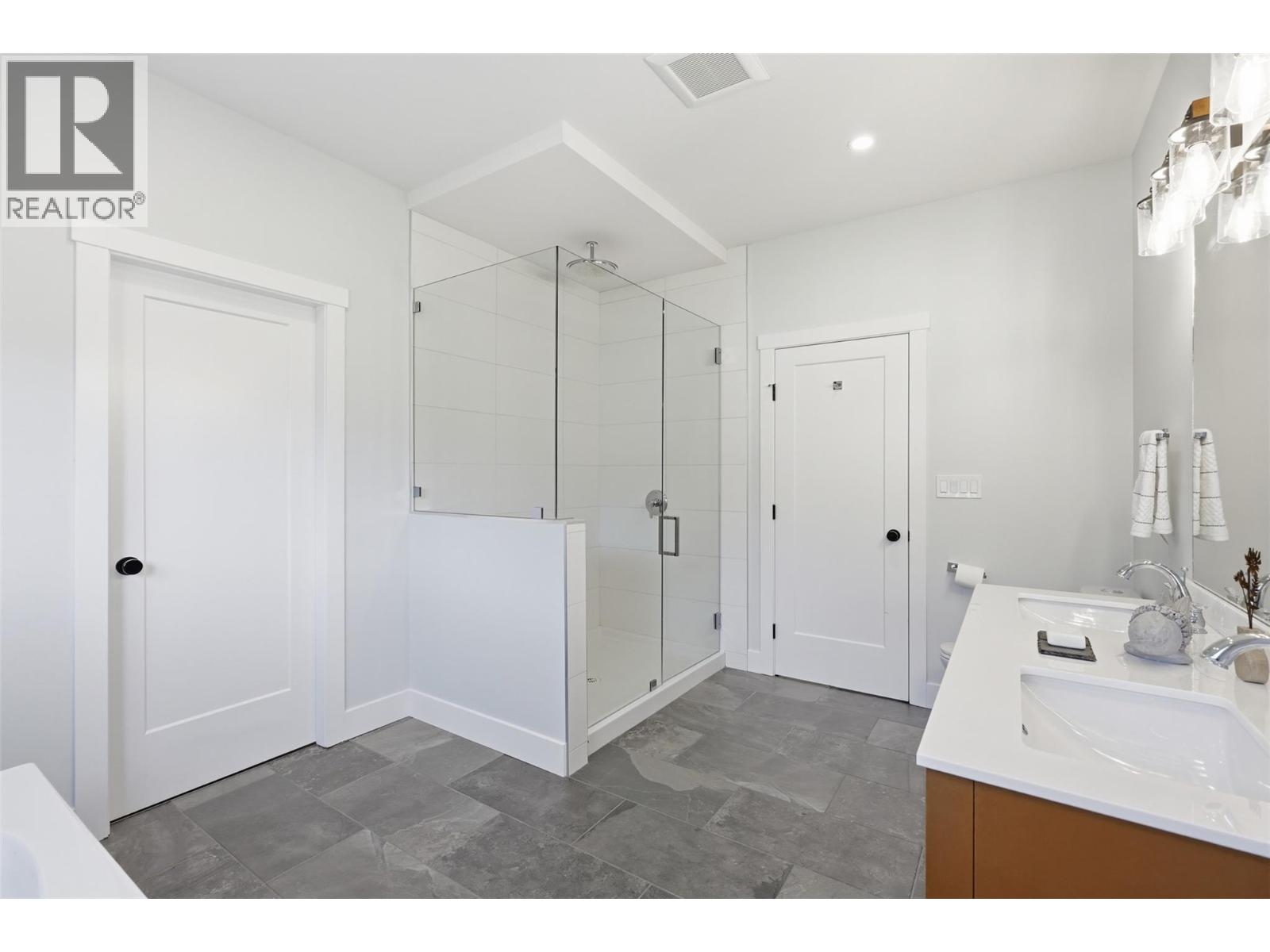 213 Rue Cheval Noir, Kamloops, British Columbia  V1S 0B3 - Photo 27 - 10386398