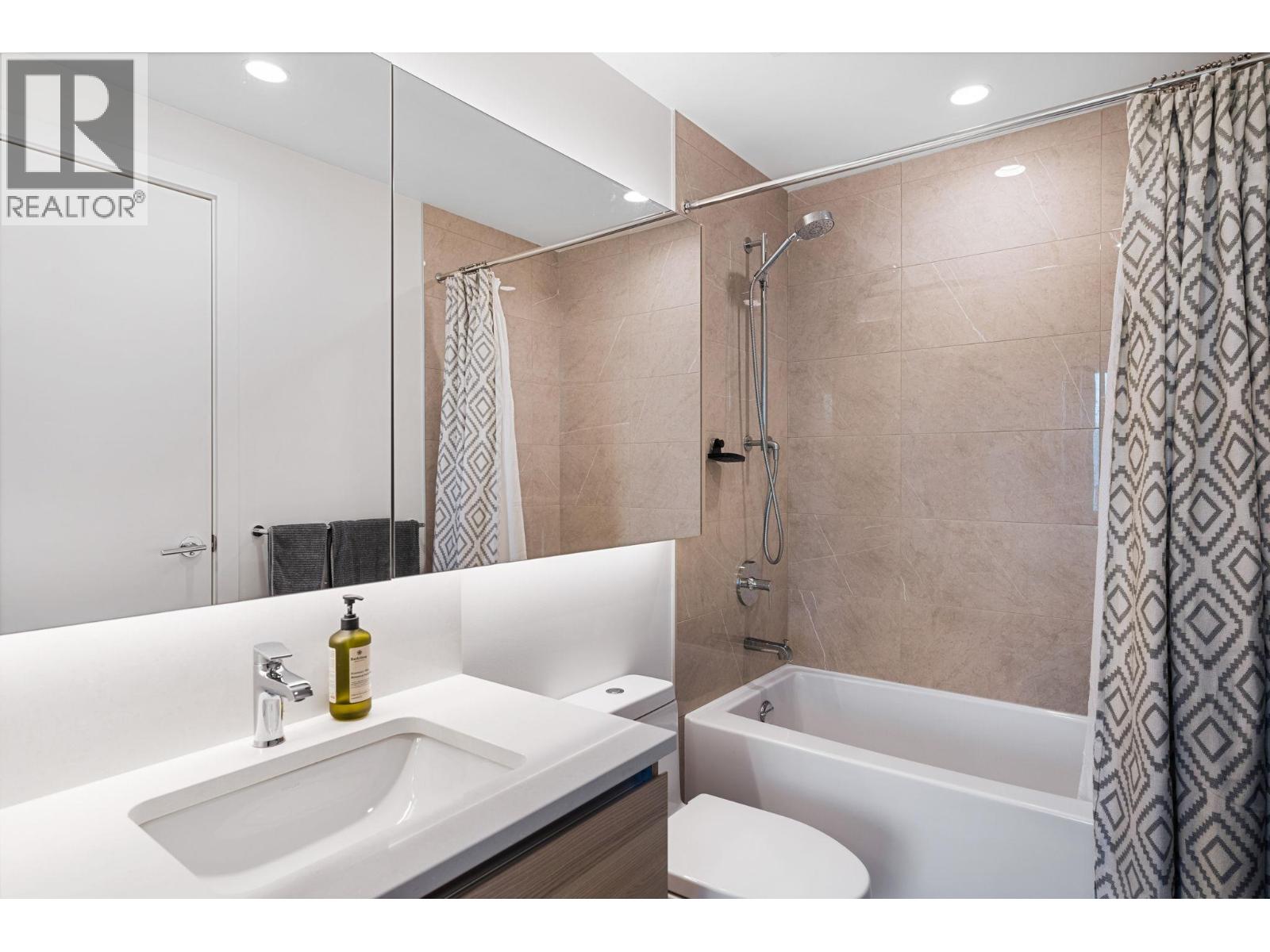238 Leon Avenue Unit# 1805, Kelowna, British Columbia  V1Y 0N6 - Photo 12 - 10386235