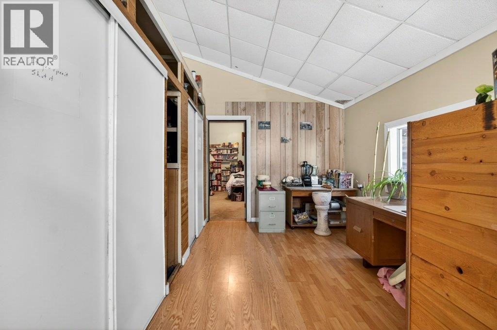 97 Salmon River Road, Salmon Arm, British Columbia  V1E 3E2 - Photo 29 - 10386213