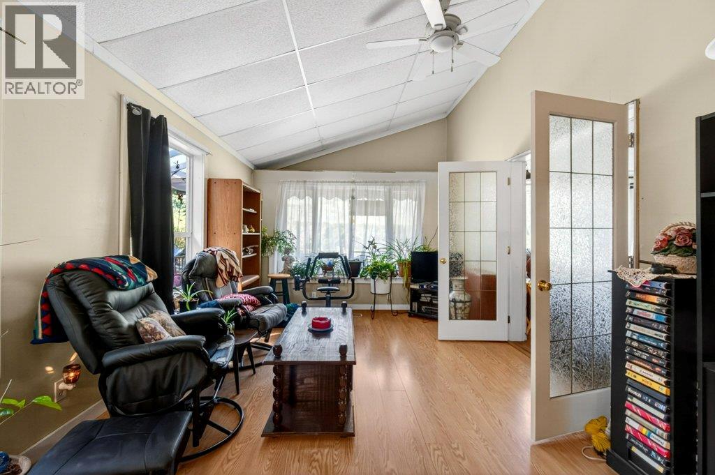 97 Salmon River Road, Salmon Arm, British Columbia  V1E 3E2 - Photo 30 - 10386213