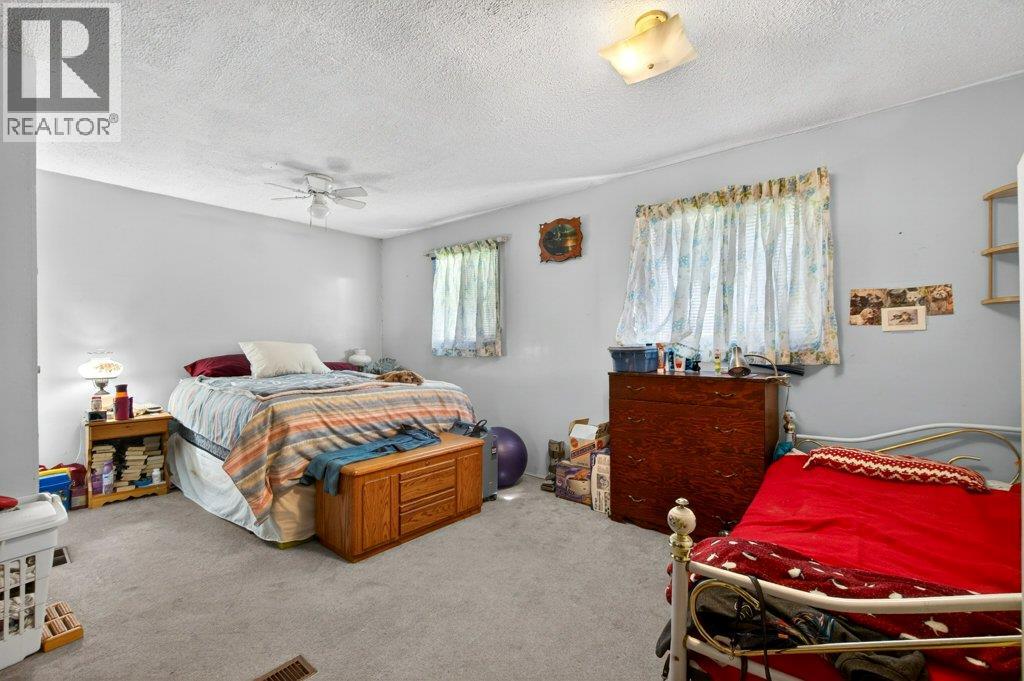 97 Salmon River Road, Salmon Arm, British Columbia  V1E 3E2 - Photo 37 - 10386213