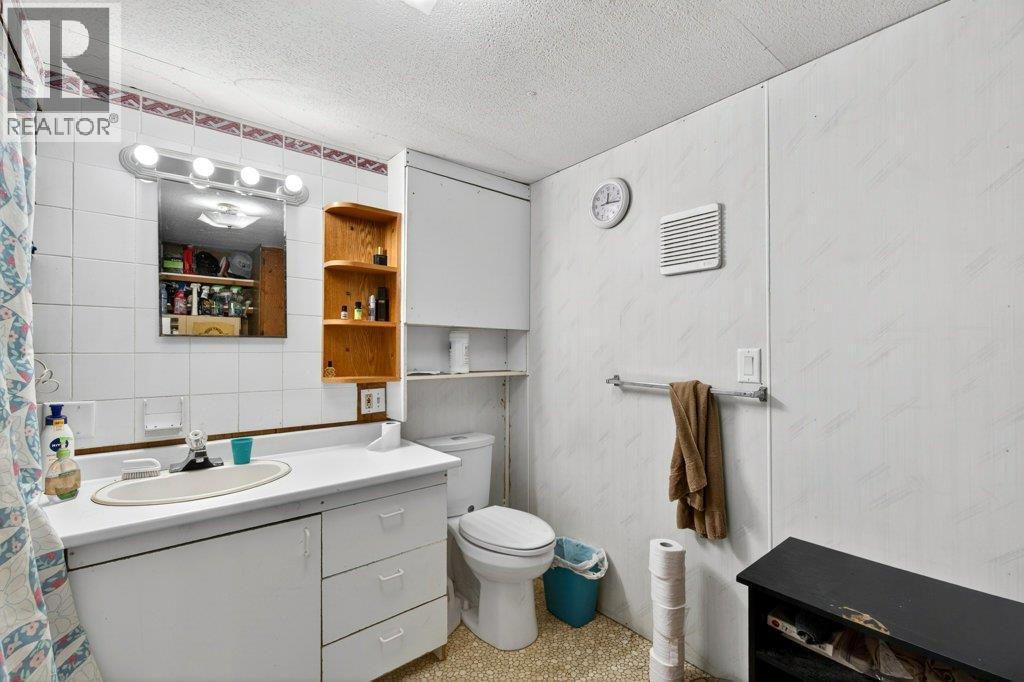 97 Salmon River Road, Salmon Arm, British Columbia  V1E 3E2 - Photo 40 - 10386213