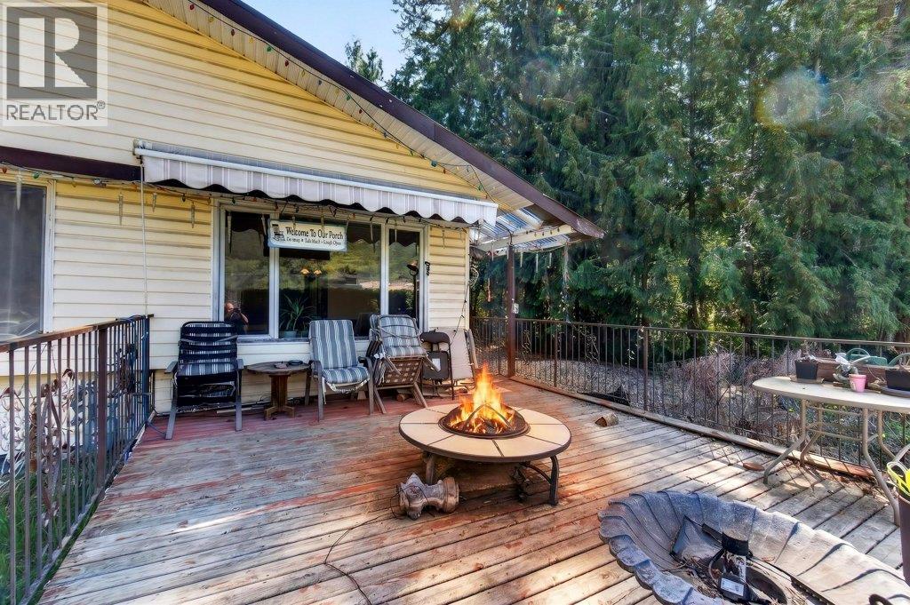 97 Salmon River Road, Salmon Arm, British Columbia  V1E 3E2 - Photo 43 - 10386213