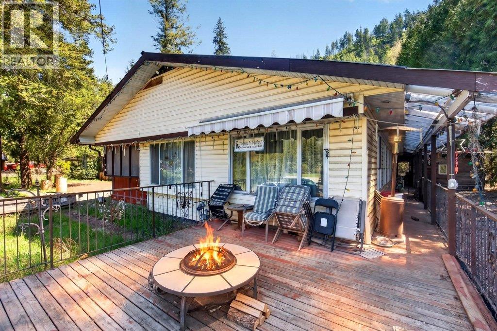 97 Salmon River Road, Salmon Arm, British Columbia  V1E 3E2 - Photo 44 - 10386213