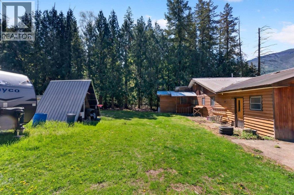 97 Salmon River Road, Salmon Arm, British Columbia  V1E 3E2 - Photo 63 - 10386213