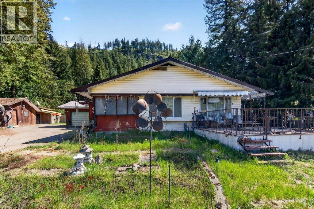 97 Salmon River Road, Salmon Arm, British Columbia  V1E 3E2 - Photo 69 - 10386213