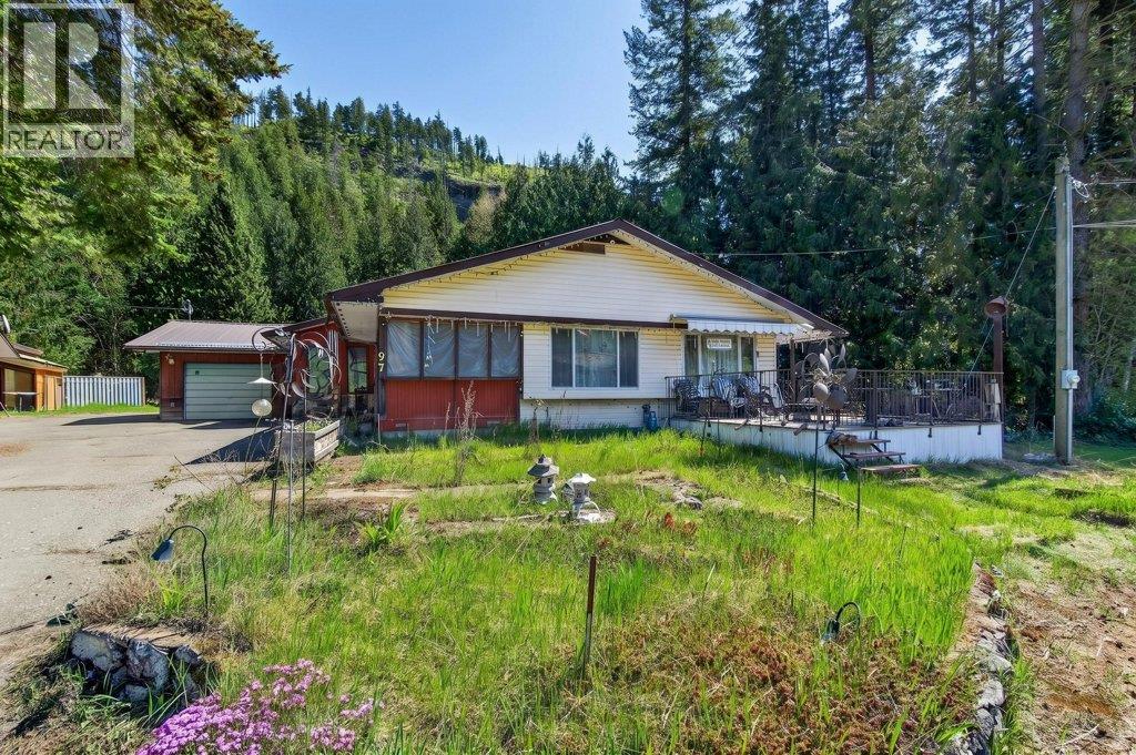 97 Salmon River Road, Salmon Arm, British Columbia  V1E 3E2 - Photo 70 - 10386213