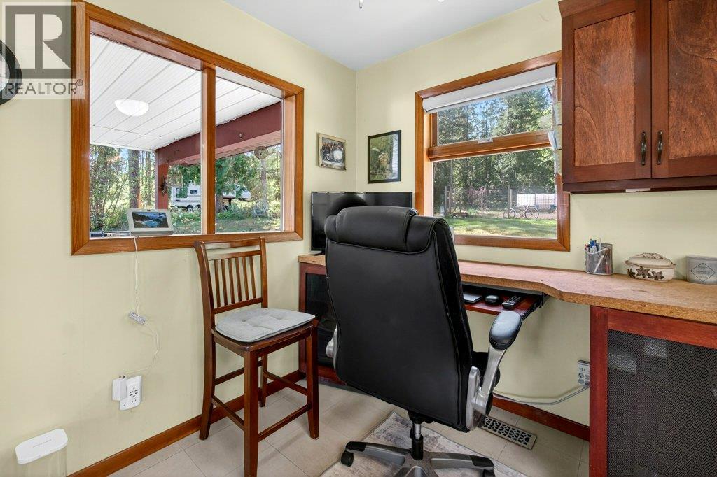 22 Crossman Road, Enderby, British Columbia  V0E 1V3 - Photo 26 - 10384703