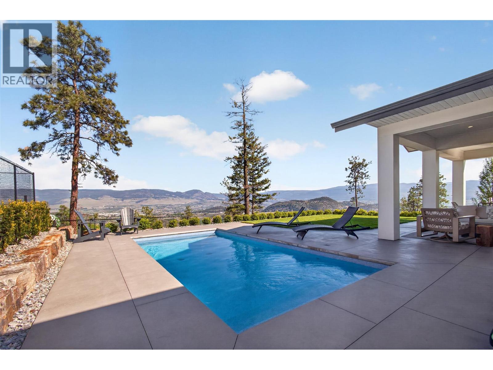 266 Summer Wood Drive, Kelowna, British Columbia  V1V 0C9 - Photo 3 - 10384635