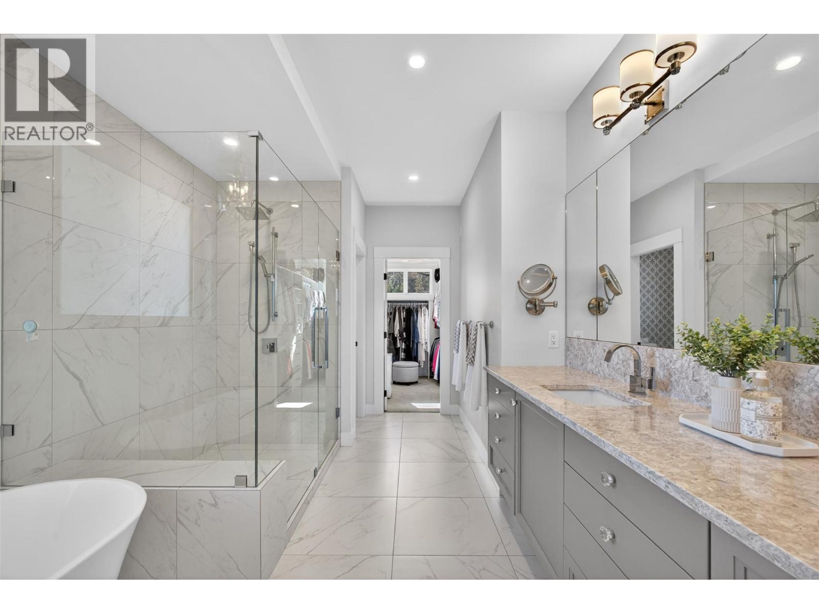 266 Summer Wood Drive, Kelowna, British Columbia  V1V 0C9 - Photo 36 - 10384635