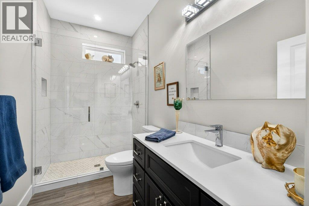 1530 2 Street Se, Salmon Arm, British Columbia  V1E 0G3 - Photo 25 - 10386378
