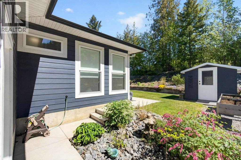 1530 2 Street Se, Salmon Arm, British Columbia  V1E 0G3 - Photo 53 - 10386378